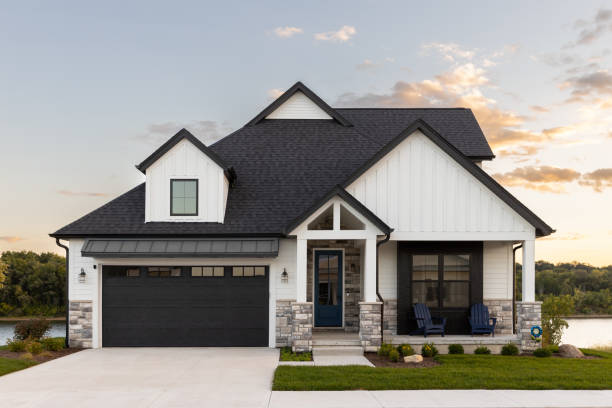 Best Roof Maintenance and Cleaning  in Lamar, TX